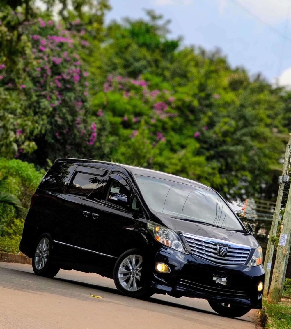 Toyota Alphard 2010 - Image 5