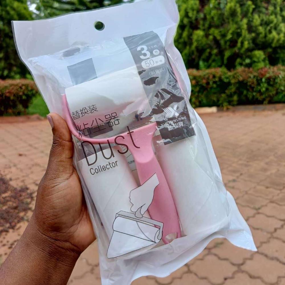 Lint Roller (Pet Hair Remover) with 2 Extra Refills - 50 Sheets - Image 3