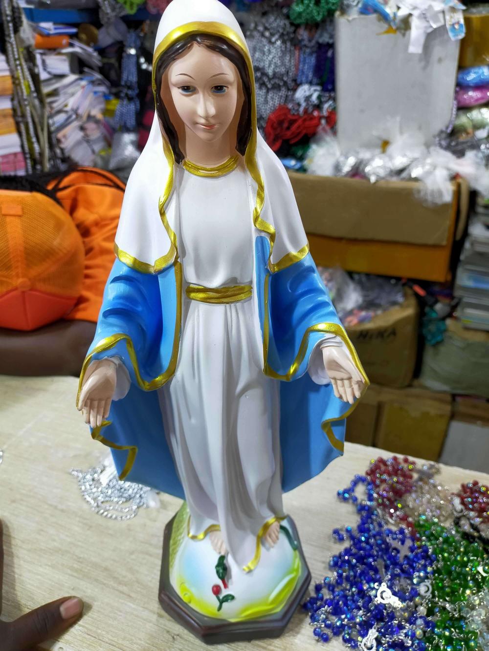 Statue of Mother Mary - Image 2