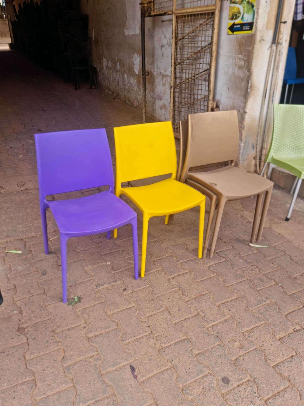 Heavy Duty Plastic Chairs - Image 5