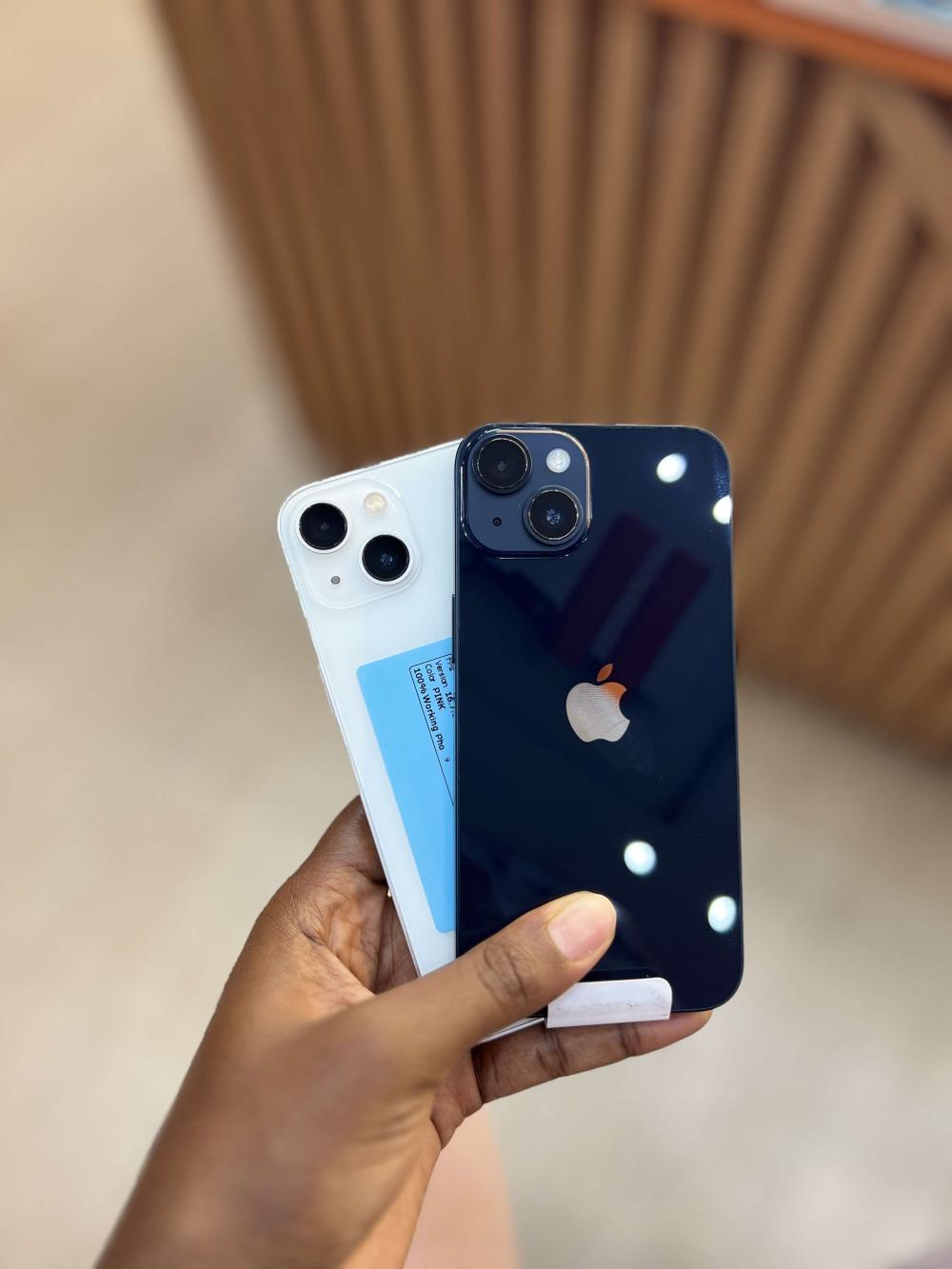 iPhone 14 - 128GB - Image 1