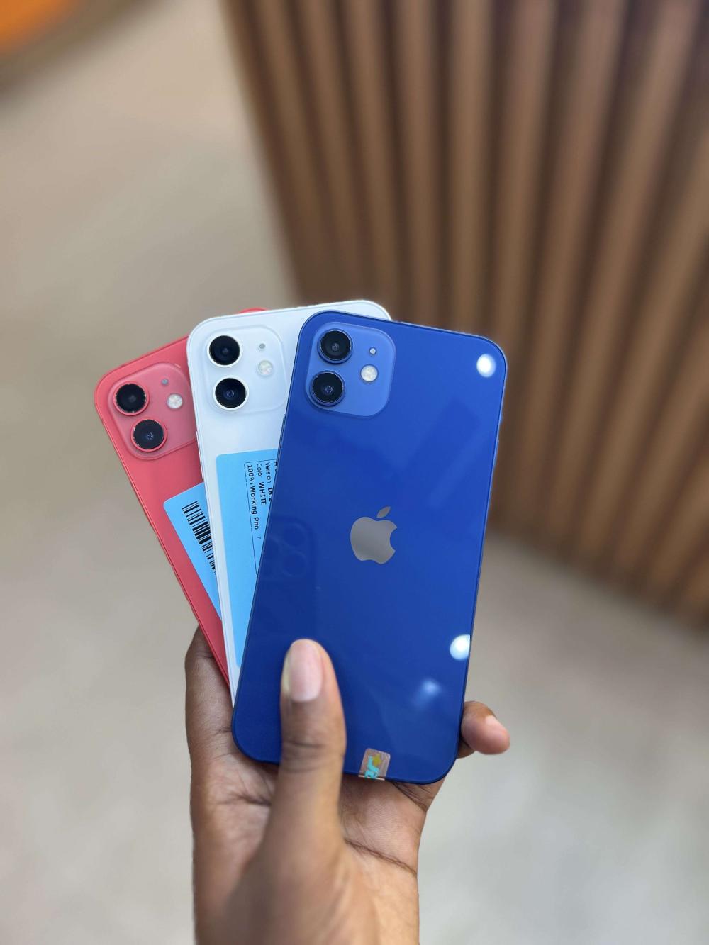 iPhone 14 - 128GB - Image 6