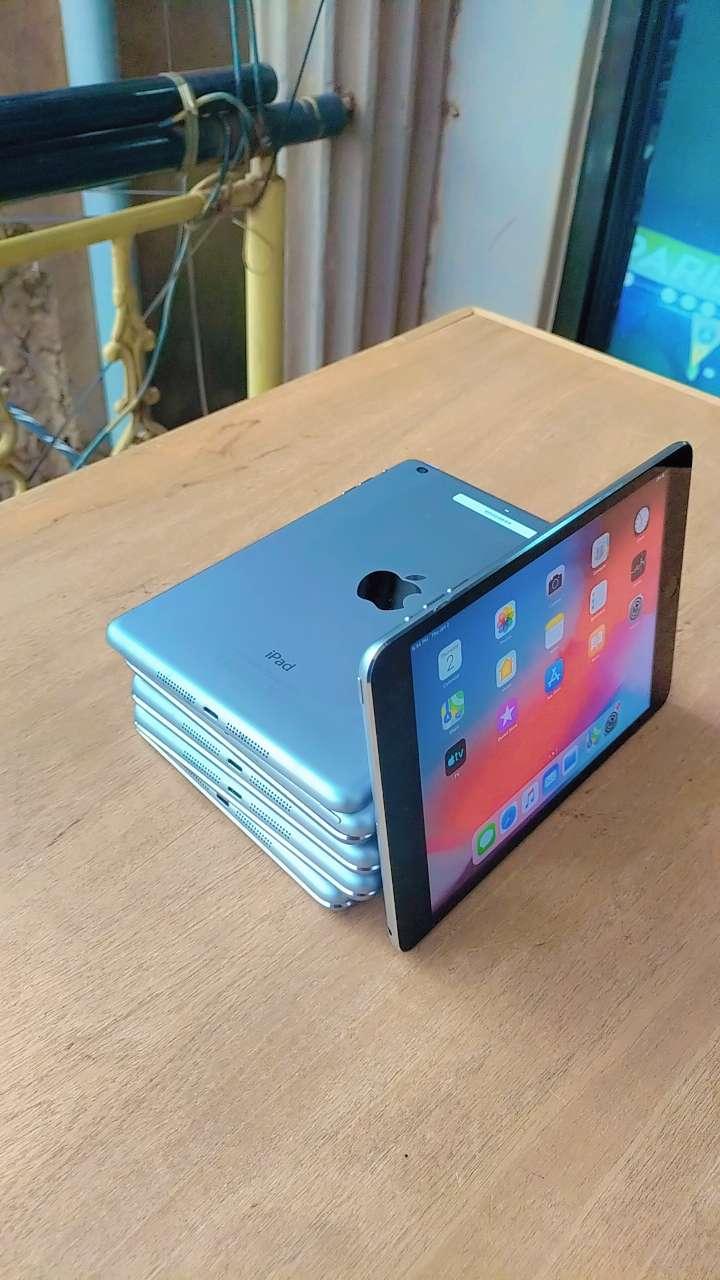 iPad Mini 3 64GB - Image 1