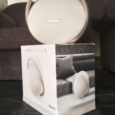 Harman Kardon Onyx Studio 8 - Gold/Champagne