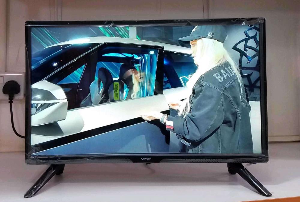 Smartec 24 Inch Digital TV - Image 3